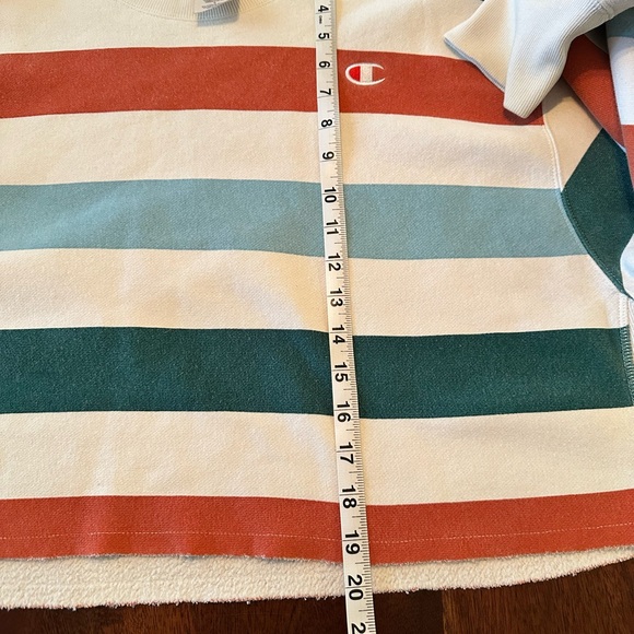 Rare Champion Striped Throwback Cropped Sweatshirt - Picture 9 of 9